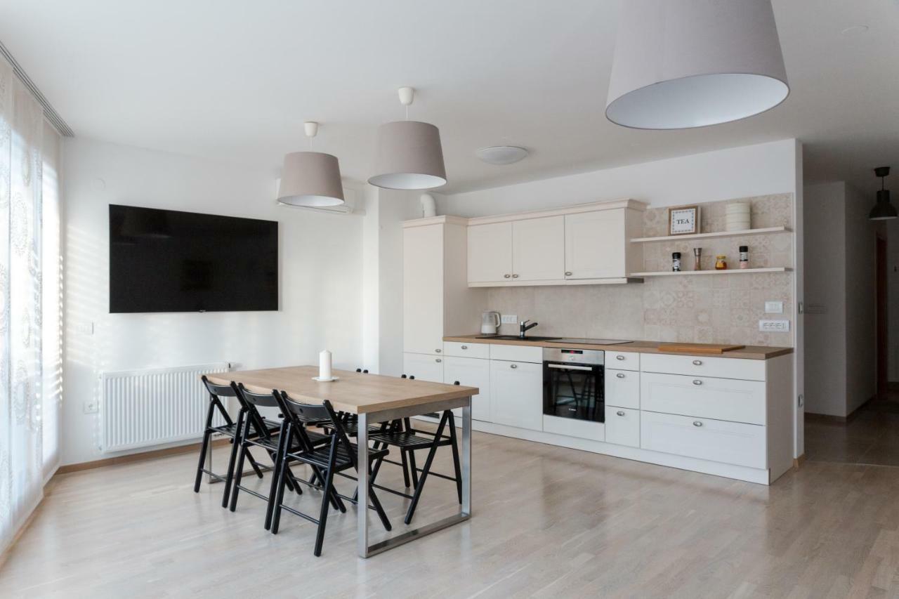 Auredius Deluxe Apartment ครานสกา โกรา ภายนอก รูปภาพ